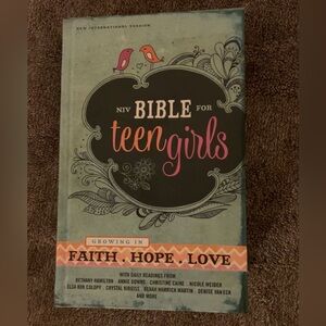 NIV Bible for Teen Girls